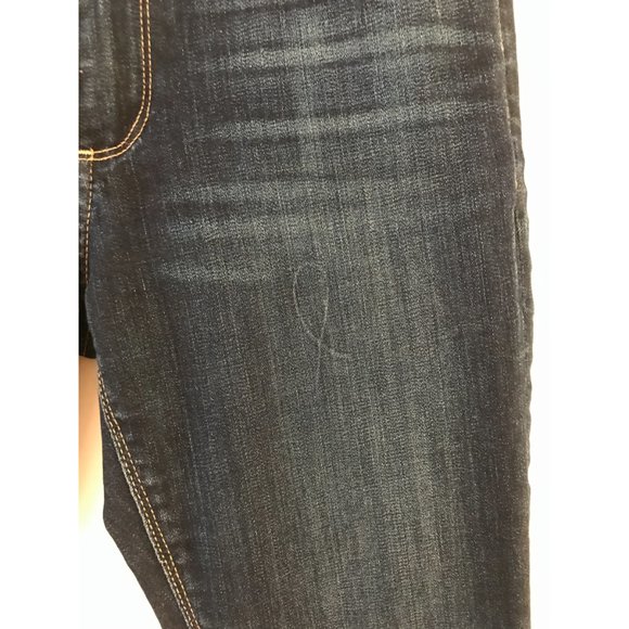 SOLD Lucky Brand Low Rise Lolita Skinny Jean - Picture 4 of 12